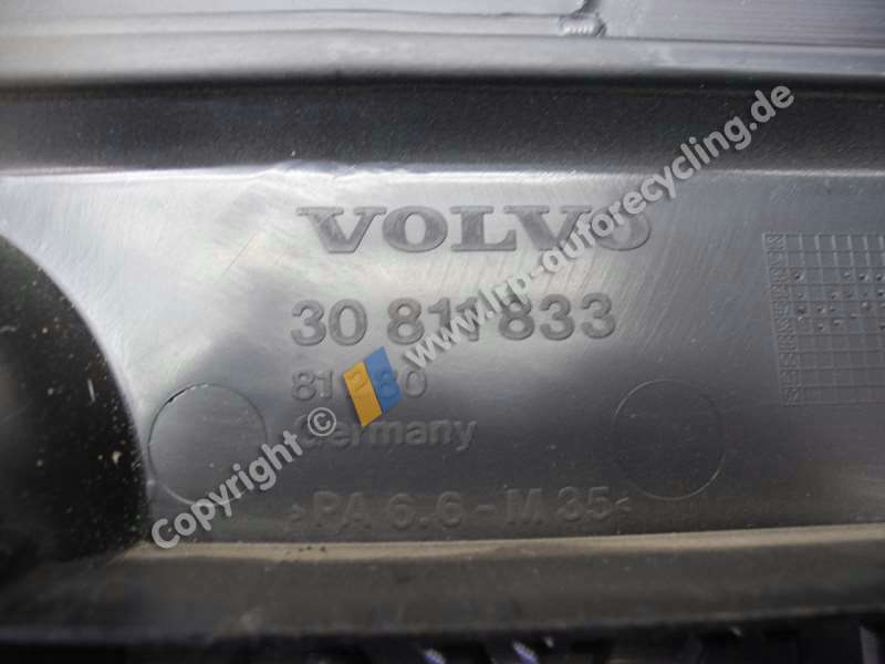 Volvo V40 S40 Bj.1999 1,6 66kw Abdeckung Motor 30811833